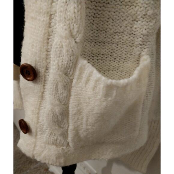 Vintage Cream Cable Knit Cardigan Sweater Wayne Taylor Womans XL Made in Taiwan - Picture 9 of 10